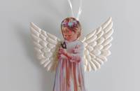 Engel "Tender Moments" by Dona Gelsinger